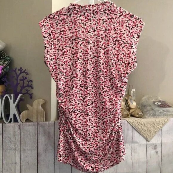 Vince Camuto Abstract Design Pink, White & Black Top - Picture 3 of 9